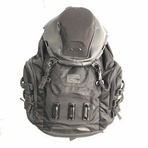 Oakley Kitchen Sink in Stealth Black